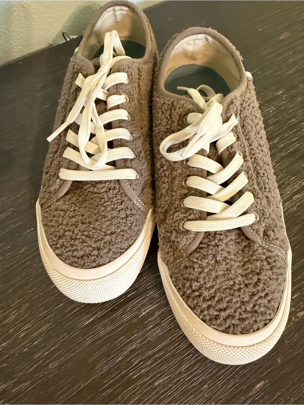 SeaVees Sea Change Mushroom Gray Brown PET Shearling Lace-Up Sneakers Size 9 Wom
